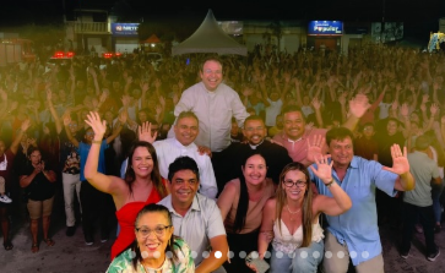 Show do Padre Fabrício emociona público na programação do Natal Iluminado